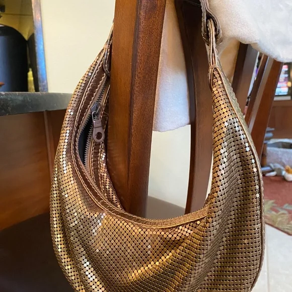 CHLOÉ Bronze Chainmail Shoulder Bag w/ Leather Trim - Picture 5 of 6